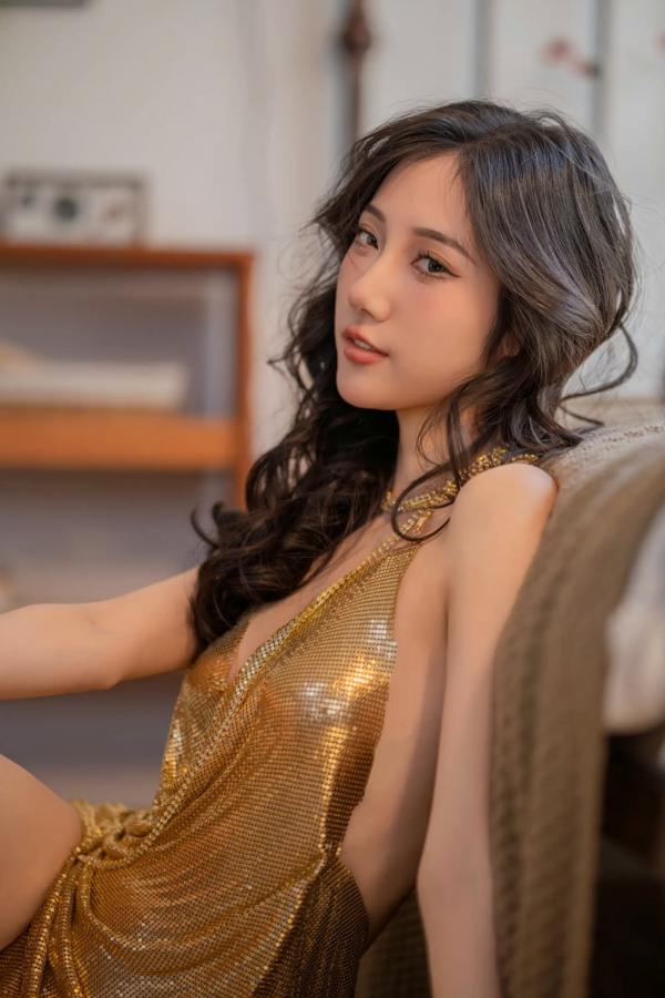    金色流光 o1ne万 [49P]第29张图片