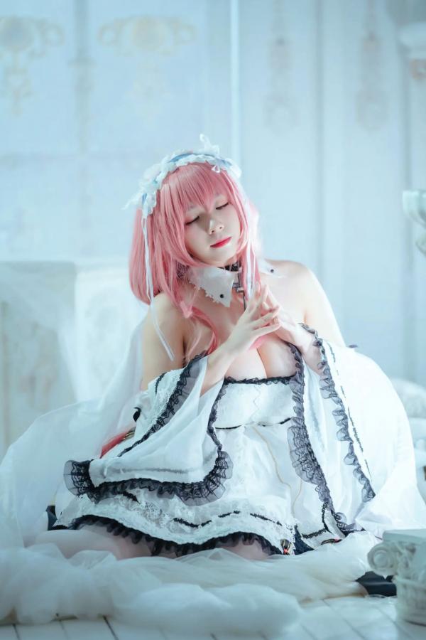    自闭颜球球(无颜小天使wy) - 碧蓝航线英仙座Cosplay，梦幻清纯女仆造型，绝美冷艳之姿，治愈系天使写真[27P]第4张图片