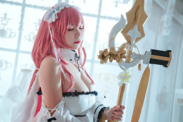    自闭颜球球(无颜小天使wy) - 碧蓝航线英仙座Cosplay，梦幻清纯女仆造型，绝美冷艳之姿，治愈系天使写真[27P]第22张图片