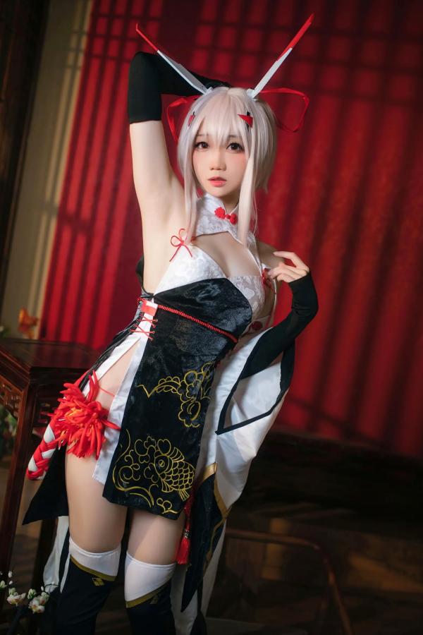    焖焖碳 - 碧蓝航线绫波“新岁之鬼神”旗袍Cosplay，二次元性感角色扮演，古典与现代诱惑的碰撞 [25P]第3张图片