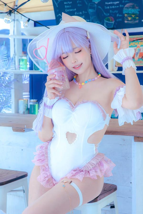   Ely_eee(ElyEE子) 碧蓝航线普利茅斯泳装Cosplay版 甜美夏日写真 [28P]第3张图片