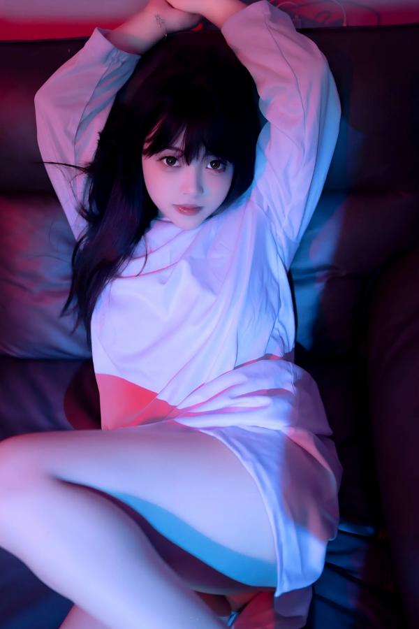    《Bangni邦尼 - 贞子女友角色扮演私房摄影, 迷幻霓虹灯光下的暗黑氛围感大片, 极致诱惑COS系列 [90P]》第48张图片