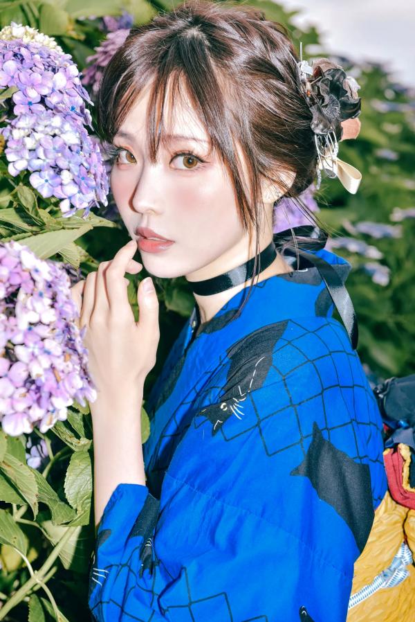    Ely_eee(ElyEE子) - 雨季黑猫日系和服绣球花唯美写真 [38P]第17张图片