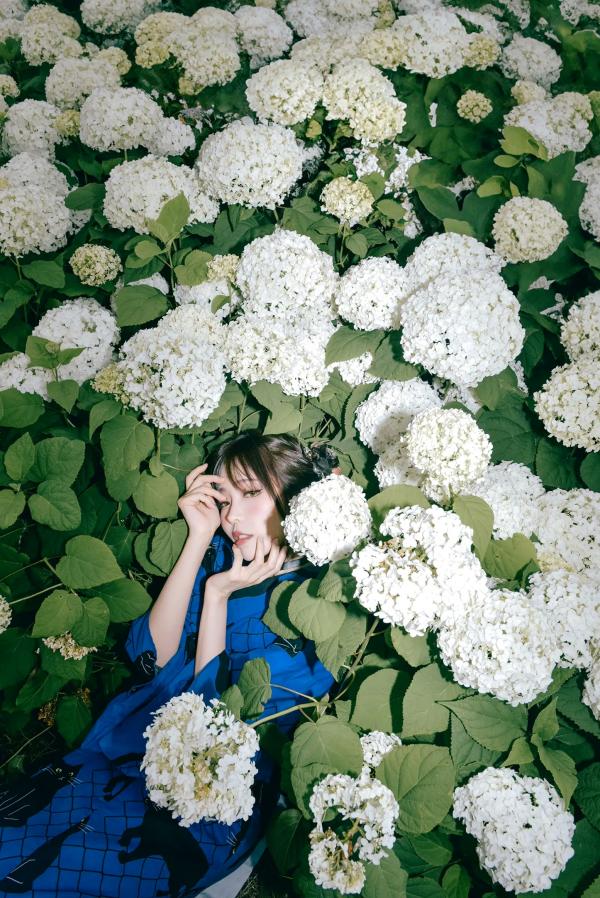    Ely_eee(ElyEE子) - 雨季黑猫日系和服绣球花唯美写真 [38P]第33张图片