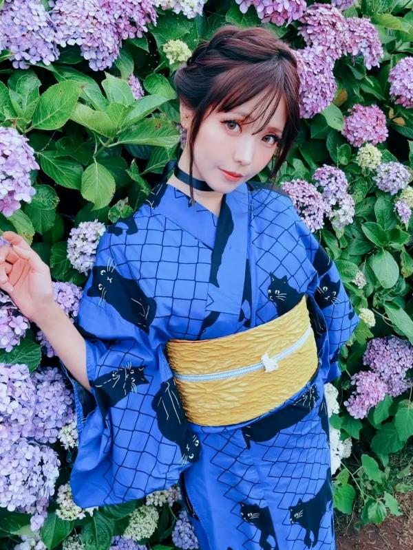    Ely_eee(ElyEE子) - 雨季黑猫日系和服绣球花唯美写真 [38P]第36张图片