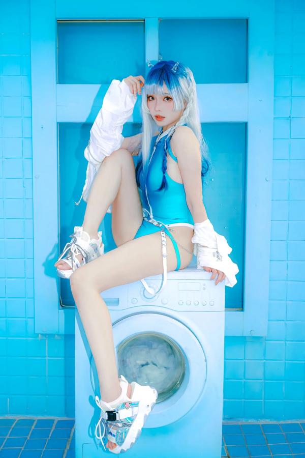    Ely_eee(ElyEE子) - Glassyhorn Devil [34P]第16张图片