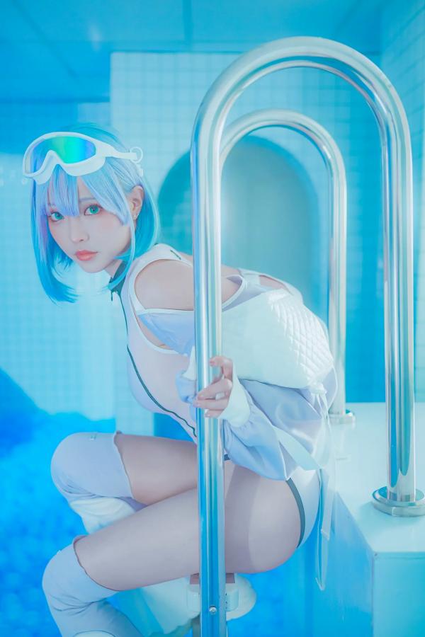    Ely_eee(ElyEE子) - Clear Blue Drift蓝色海洋球乐园清爽Cosplay写真，清新萌系角色扮演第6张图片