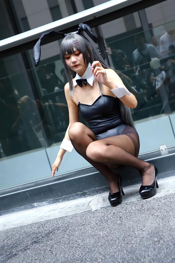    《黑色系cos兔女郎制服诱惑，户外黑丝长腿唯美写真 [136P]》第65张图片