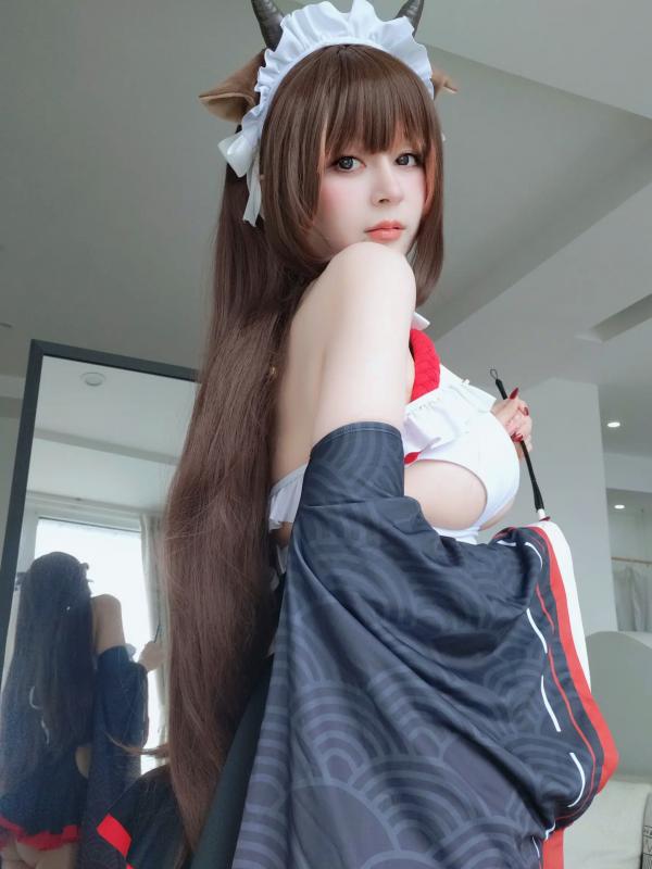    Coser小姐姐白银 樫野私房照：碧蓝航线牛牛装Cosplay，童颜巨乳诱惑写真[92P]第41张图片