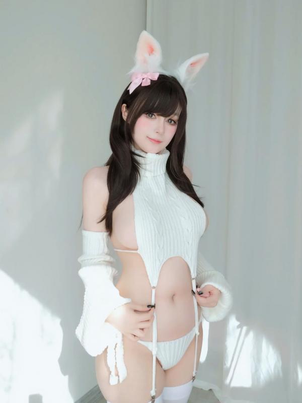    Coser小姐姐白银 兔耳私房写真：纯欲毛衣与暗黑机能风角色扮演，性感诱惑视觉盛宴[46P]第2张图片