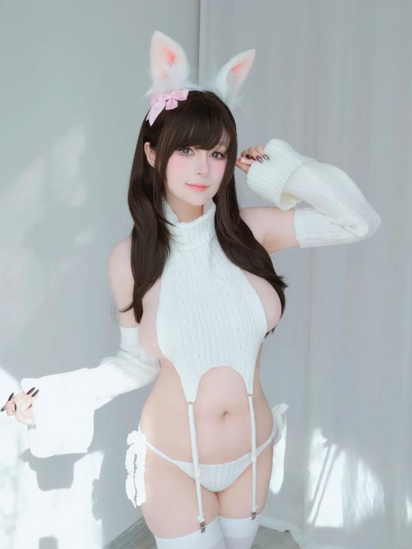    Coser小姐姐白银 兔耳私房写真：纯欲毛衣与暗黑机能风角色扮演，性感诱惑视觉盛宴[46P]第9张图片