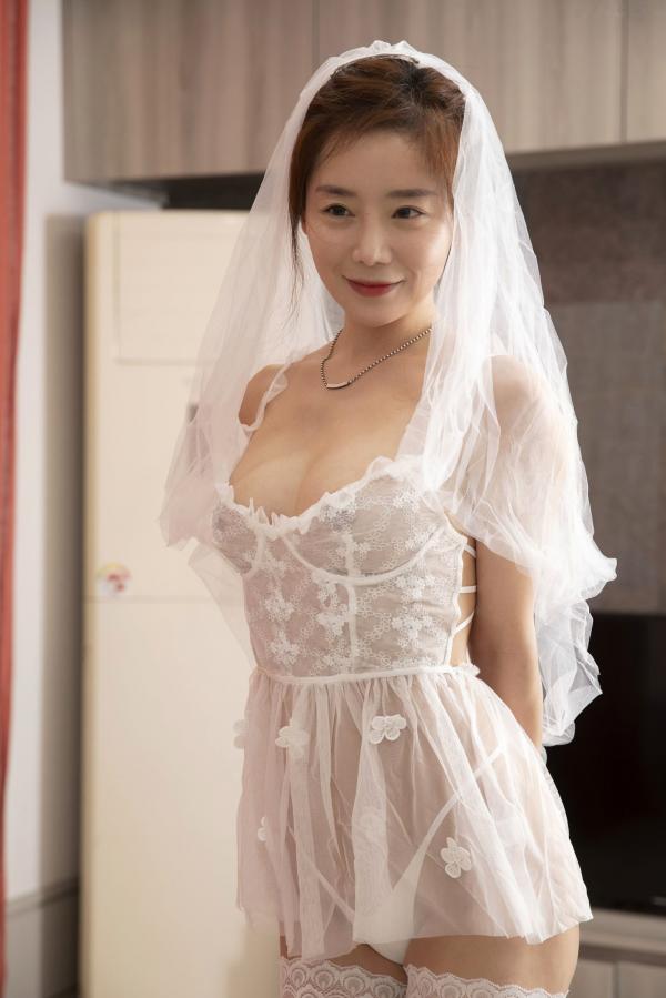    韩国美女LeeHa-性感婚纱诱惑-私房照-大尺度居家互动-A-Helper-Series-S5-BUNNY第44张图片