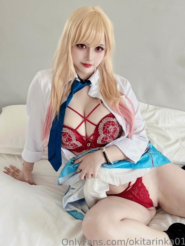    冲田凛花Okita Rinka更衣人偶喜多川海梦Cosplay，性感金发JK校服私房大尺度写真，极致诱惑视享第8张图片
