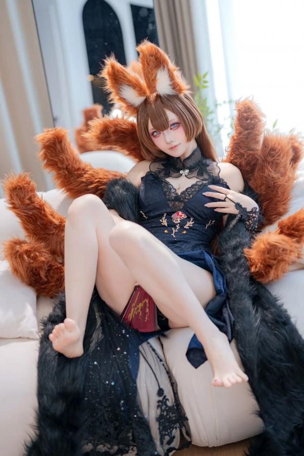    屿鱼 - 碧蓝航线天城COS私房照，高叉黑纱礼服，极致诱惑cosplay第26张图片