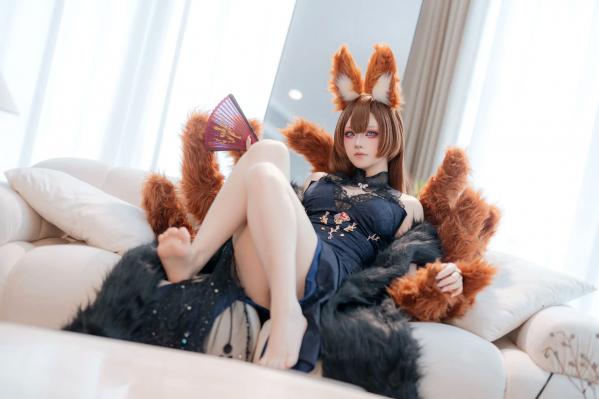    屿鱼 - 碧蓝航线天城COS私房照，高叉黑纱礼服，极致诱惑cosplay第30张图片