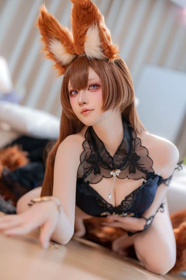    屿鱼 - 碧蓝航线天城COS私房照，高叉黑纱礼服，极致诱惑cosplay第37张图片