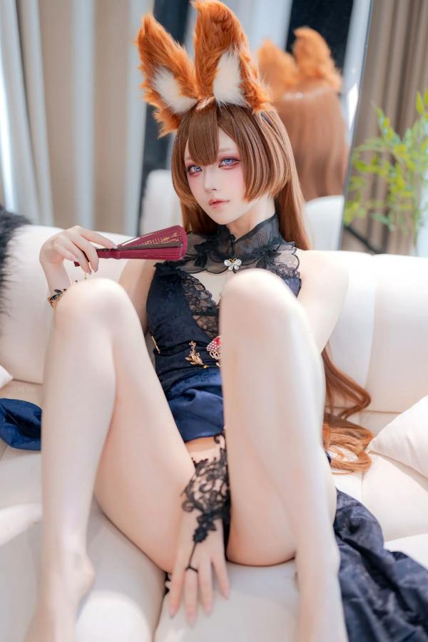    屿鱼 - 碧蓝航线天城COS私房照，高叉黑纱礼服，极致诱惑cosplay第48张图片