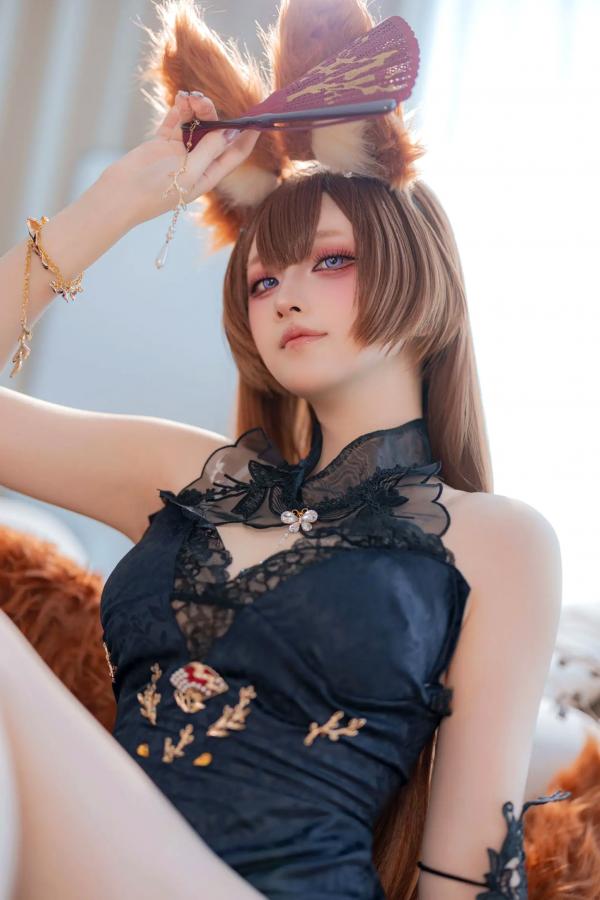    屿鱼 - 碧蓝航线天城COS私房照，高叉黑纱礼服，极致诱惑cosplay第59张图片
