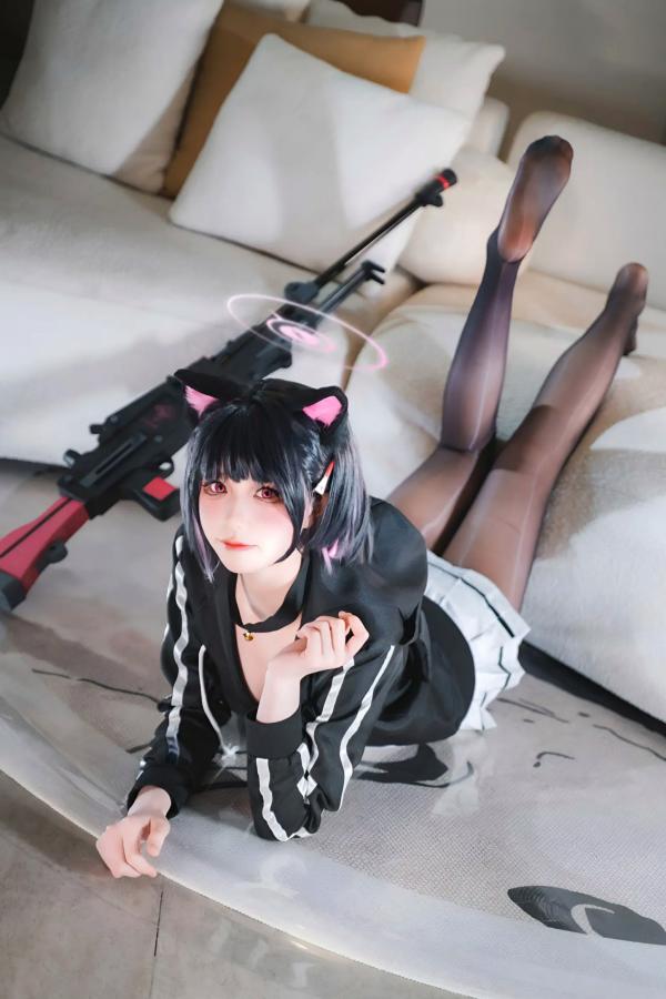    双木扶苏 - 蓝色档案杏山和纱Cosplay私房照，猫耳少女的甜美诱惑 [34P]第18张图片