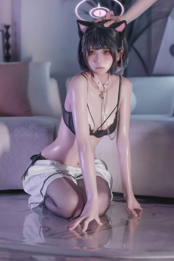    双木扶苏 - 蓝色档案杏山和纱Cosplay私房照，猫耳少女的甜美诱惑 [34P]第19张图片