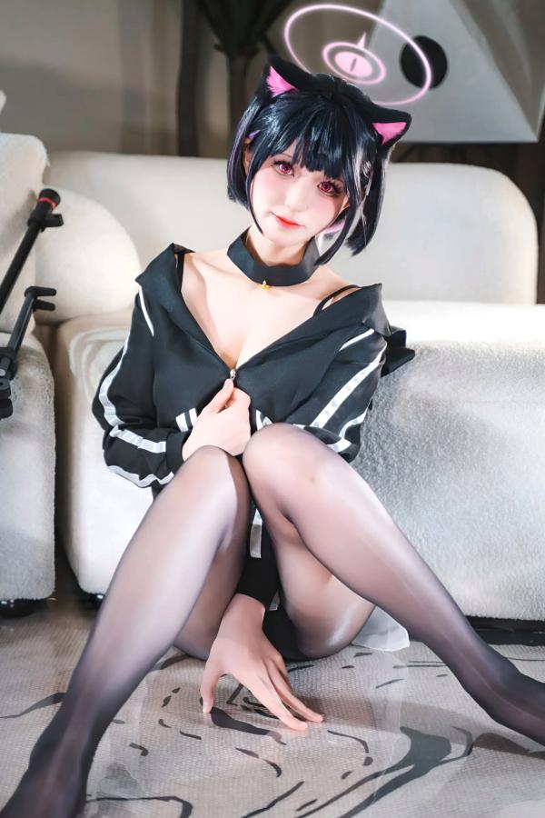    双木扶苏 - 蓝色档案杏山和纱Cosplay私房照，猫耳少女的甜美诱惑 [34P]第34张图片