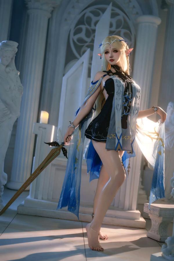    阿薰kaOri卡提希娅：精致精灵Cosplay幻想大片，空灵女神降临，极致性感角色扮演[133P]第3张图片