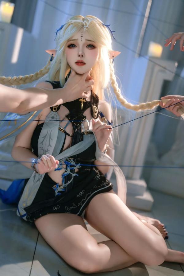    阿薰kaOri卡提希娅：精致精灵Cosplay幻想大片，空灵女神降临，极致性感角色扮演[133P]第21张图片