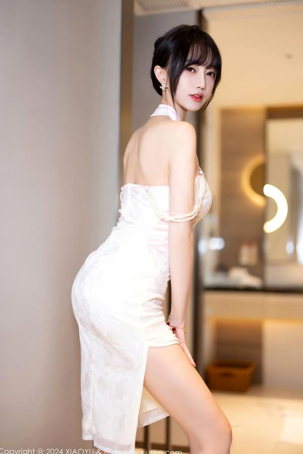    XiaoYu语画界-玥儿玥er白色改良露肩旗袍私房，演绎纯欲风性感诱惑，绝美脸蛋与白皙肌肤尽显极致女神风范第5张图片
