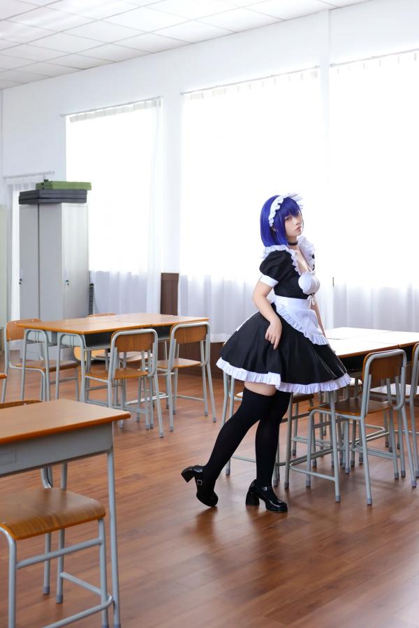    G44不会受伤 枫与玲二次元女仆装Cosplay，绝美蓝发气质美女室内私房写真[49P]第2张图片