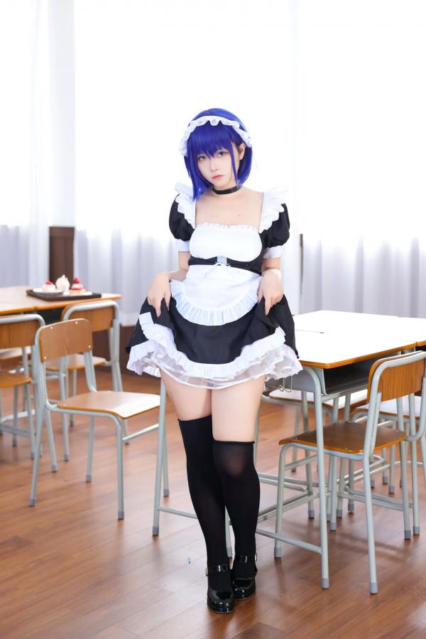    G44不会受伤 枫与玲二次元女仆装Cosplay，绝美蓝发气质美女室内私房写真[49P]第7张图片