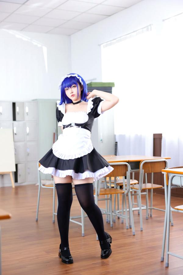    G44不会受伤 枫与玲二次元女仆装Cosplay，绝美蓝发气质美女室内私房写真[49P]第17张图片