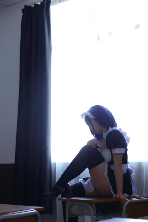    G44不会受伤 枫与玲二次元女仆装Cosplay，绝美蓝发气质美女室内私房写真[49P]第28张图片