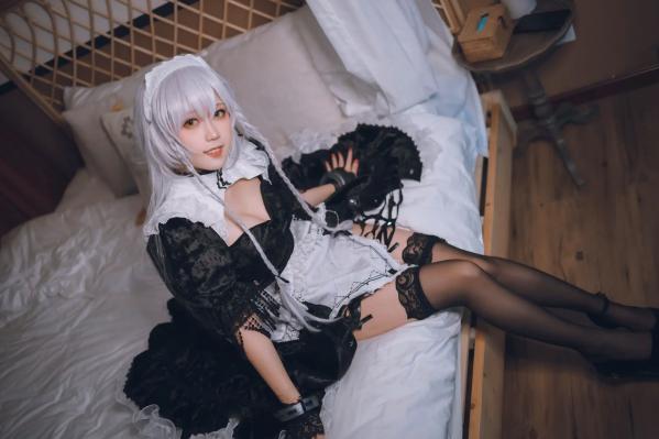    流年不停_w - 碧蓝航线 赫敏 COSPLAY 精致女仆装私房照 娇俏诱惑美图 [32P]第20张图片