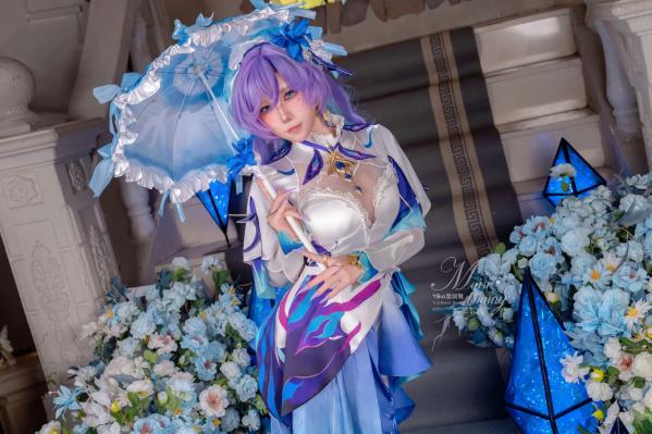    咬一口兔娘《鸣潮》坎特蕾拉高还原Cosplay，性感魅惑神还原、绝美湿身视觉冲击 [114P]第2张图片