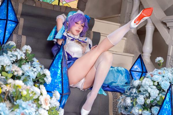    咬一口兔娘《鸣潮》坎特蕾拉高还原Cosplay，性感魅惑神还原、绝美湿身视觉冲击 [114P]第11张图片