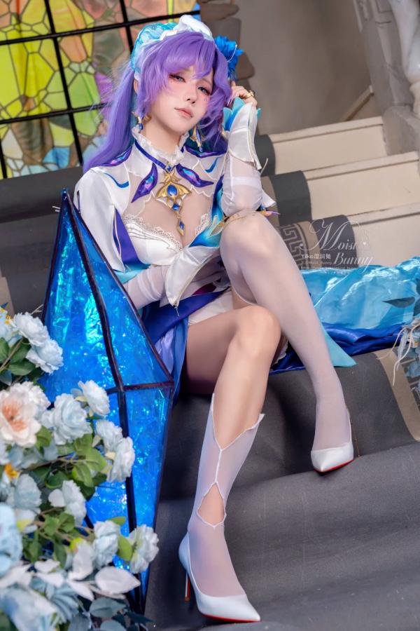   咬一口兔娘《鸣潮》坎特蕾拉高还原Cosplay，性感魅惑神还原、绝美湿身视觉冲击 [114P]第12张图片