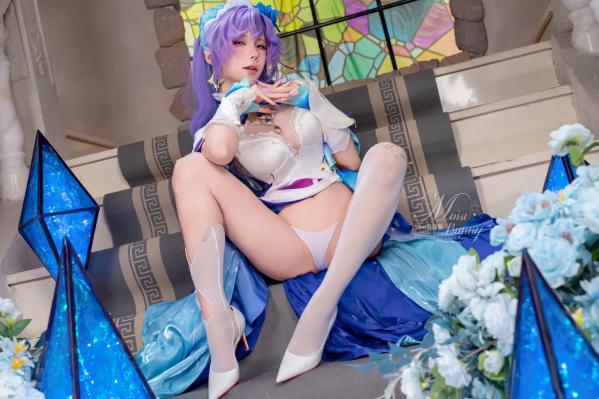    咬一口兔娘《鸣潮》坎特蕾拉高还原Cosplay，性感魅惑神还原、绝美湿身视觉冲击 [114P]第22张图片