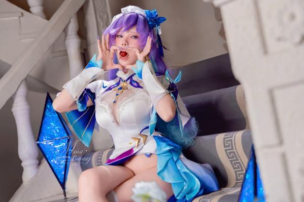   咬一口兔娘《鸣潮》坎特蕾拉高还原Cosplay，性感魅惑神还原、绝美湿身视觉冲击 [114P]第32张图片