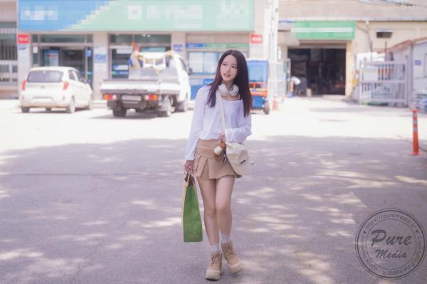    韩国美女Yeha野营车内的激情假期：私拍大尺度居家诱惑，极致身材尽显无遗第10张图片