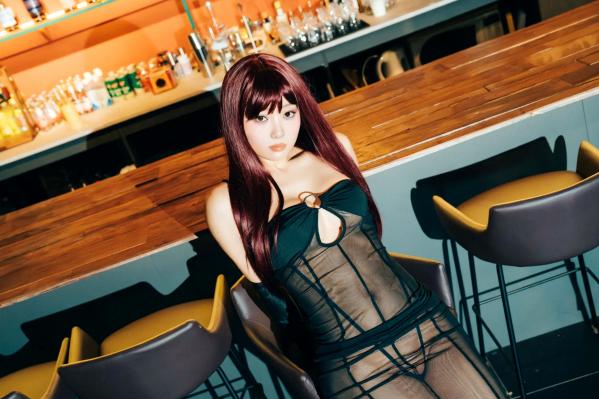    Haivia Black Snow - 秘密酒吧私房写真，性感冷艳，御姐诱惑 [132P]第19张图片