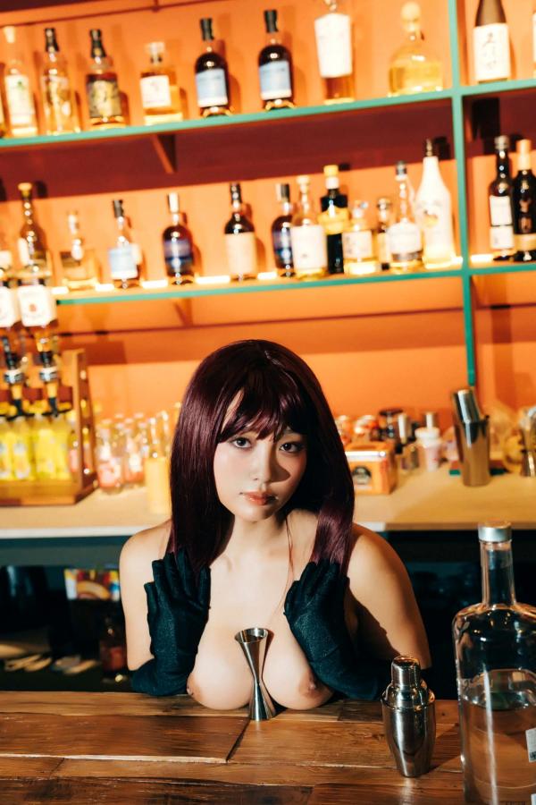    Haivia Black Snow - 秘密酒吧私房写真，性感冷艳，御姐诱惑 [132P]第99张图片