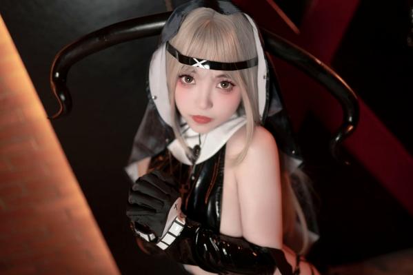    Bangni邦尼 修女暗黑角色扮演，极致诱惑漆皮高筒靴私房写真，大胆反差感[125P]第13张图片