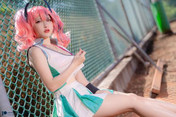    Fantasy-Factory 小丁Ding 碧蓝航线布莱默顿Cosplay网球宝贝性感大尺度私房照第23张图片