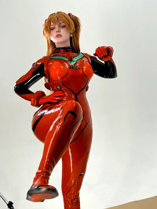    Ulichan明日香Cosplay新作，极致乳胶紧身衣诱惑，还原新世纪福音战士经典战衣与大尺度清凉写真 [48P]第35张图片