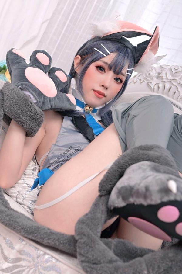    钛合金TiTi-美游猫咪：二次元萌系猫娘角色扮演，精致室内私房写真，性感诱惑尽显灵动第3张图片