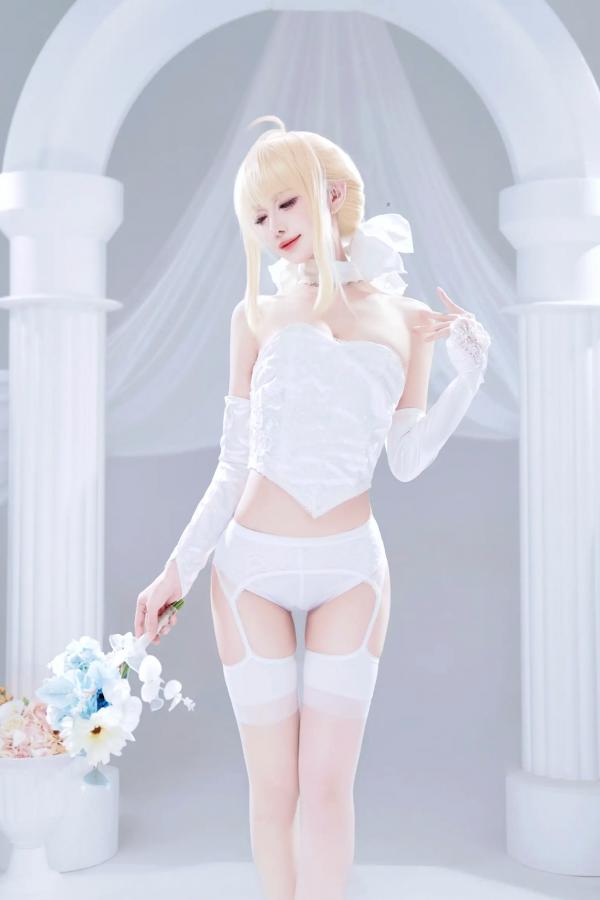   Shika小鹿鹿 - FGO Saber花嫁 [22P] 纯白蕾丝梦幻COS精品画册，绝美花嫁妆造演绎圣洁女神魅力第14张图片