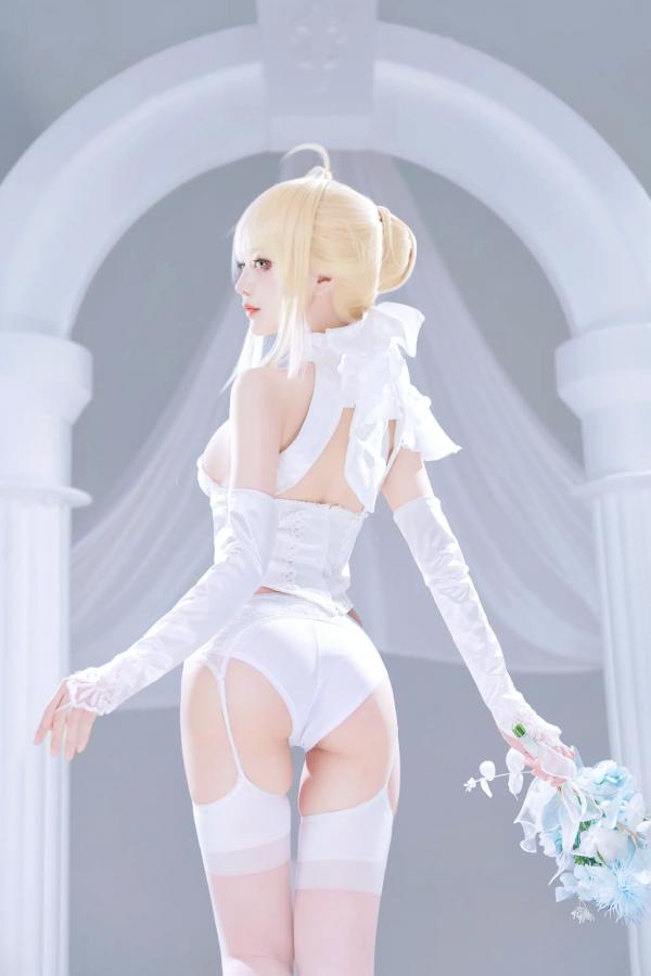    Shika小鹿鹿 - FGO Saber花嫁 [22P] 纯白蕾丝梦幻COS精品画册，绝美花嫁妆造演绎圣洁女神魅力第16张图片