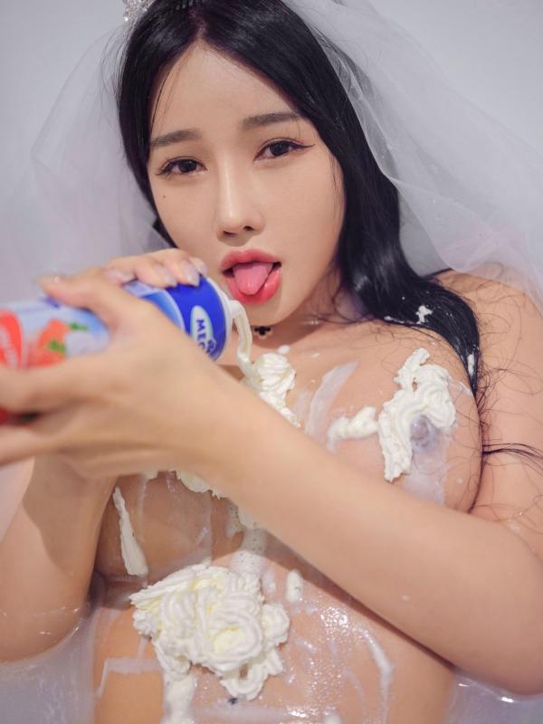    韩国女神Jessy婚纱头纱私房写真，浴缸奶油湿身诱惑，冷艳绝美视觉盛宴，ArtGravia套图第73张图片