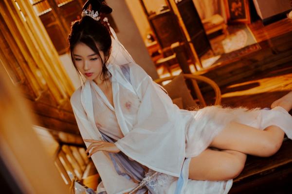    《钛合金TiTi-無生一炁》古风私房写真：棋子点缀薄纱缠身，演绎绝美仙侠艺术第11张图片