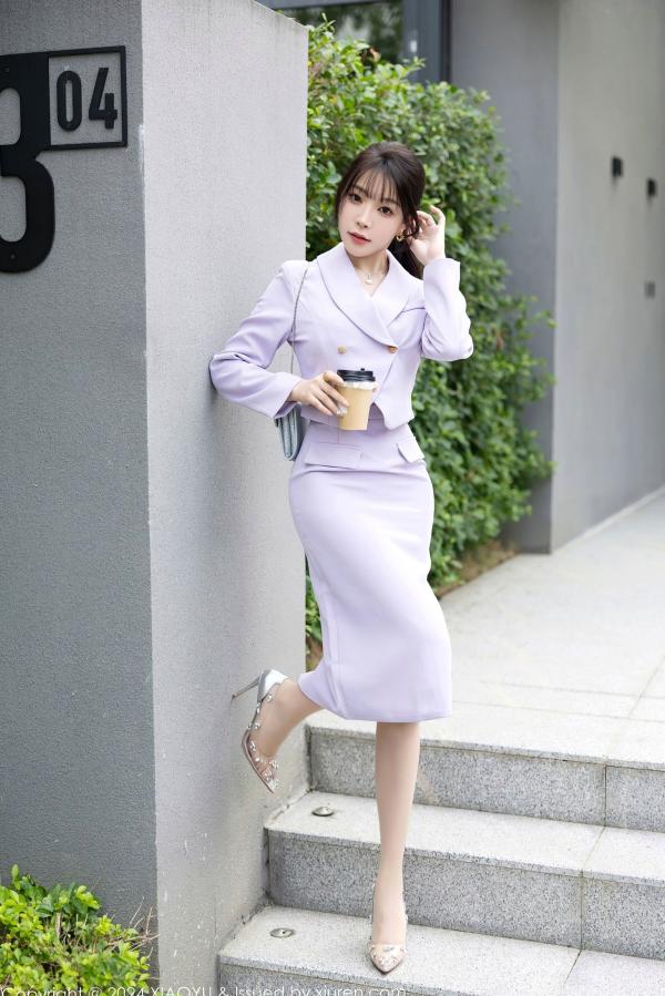 徐莉芝Booty 陈芝  XiaoYu语画界-1178-徐莉芝：淡紫色OL裙装与蕾丝内衣的职场诱惑，极品私房照全集，展现曼妙曲线的性感女神第6张图片